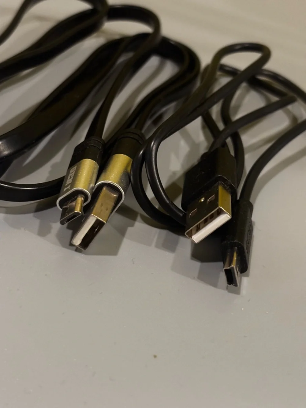 Universal White Car Charger with USB Cables